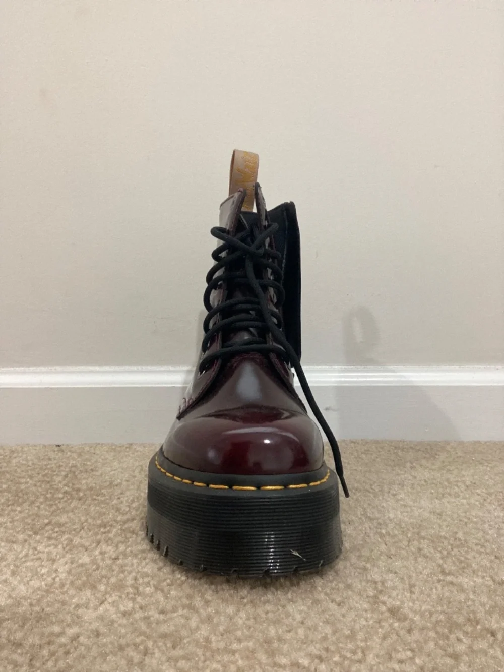 Dr. Martens V Jadon II - Picture 2 of 3